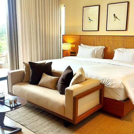 Mysa Zinc Journey By The Fern, Nani Devati Hotel Sanand Exterior photo