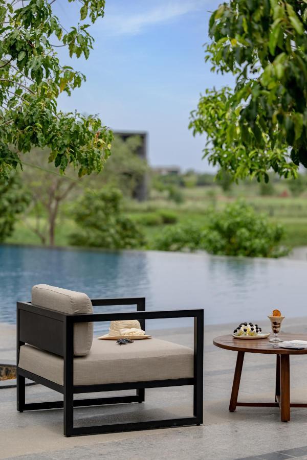 Mysa Zinc Journey By The Fern, Nani Devati Hotel Sanand Exterior photo